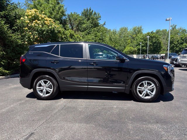 Certified 2024 GMC Terrain SLE w/ LPO, Floor Liner Package FWD image 10