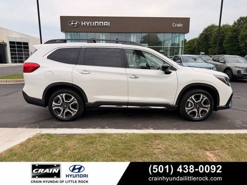 Used 2024 Subaru Ascent Touring AWD/4WD image 1