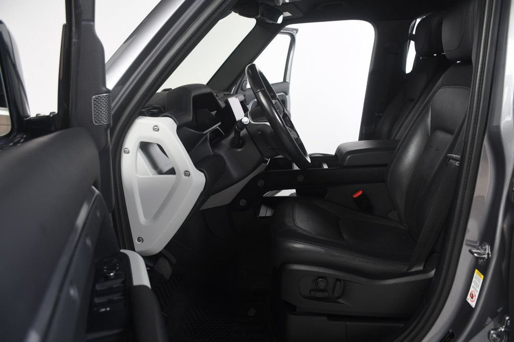 Used 2022 Land Rover Defender 110 X-Dynamic HSE AWD/4WD image 29