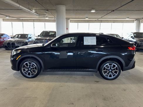 Certified 2025 BMW X2 xDrive28i image 5