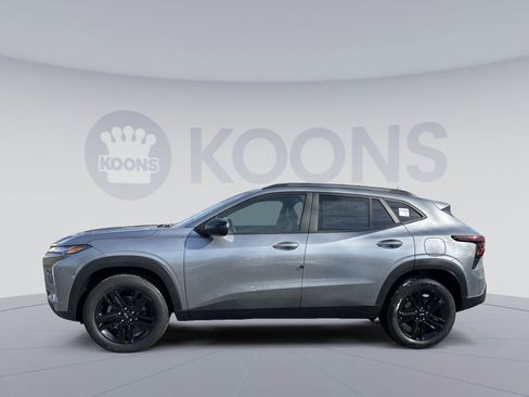 New 2026 Chevrolet Trax ACTIV w/ Driver Confidence Package image 2