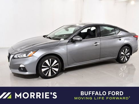 Used 2020 Nissan Altima 2.5 SL image 1