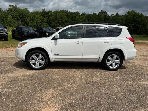 Used 2008 Toyota RAV4 Sport FWD image 2