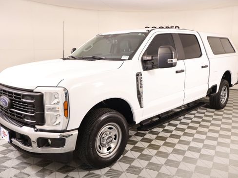 Used 2024 Ford F250 XL w/ XL Chrome Package RWD image 9