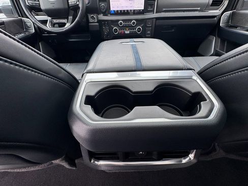 Used 2025 Ford F250 Platinum image 39