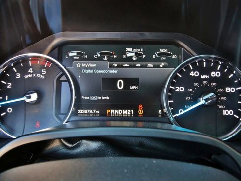 Used 2017 Ford F250 Platinum image 31