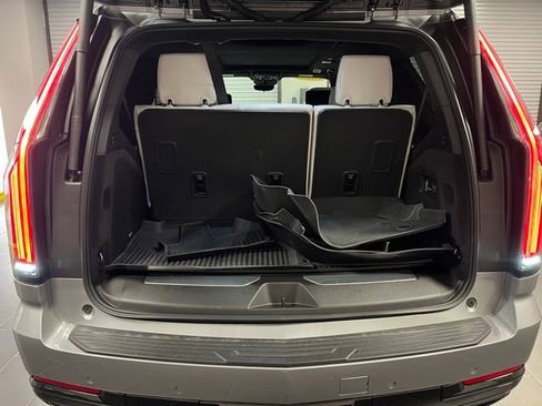 Certified 2025 Cadillac Escalade Sport Platinum w/ LPO, ONYX Package image 21