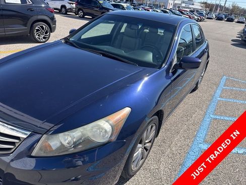 Used 2011 Honda Accord EX-L image 1