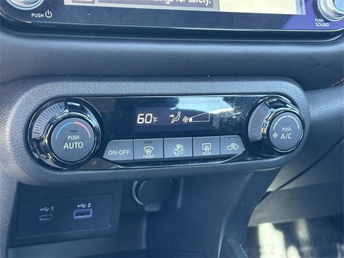 Used 2023 Nissan Kicks SR image 19