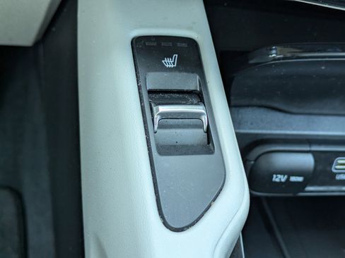 Certified 2023 Kia Telluride S w/ S Sunroof Package AWD/4WD image 27