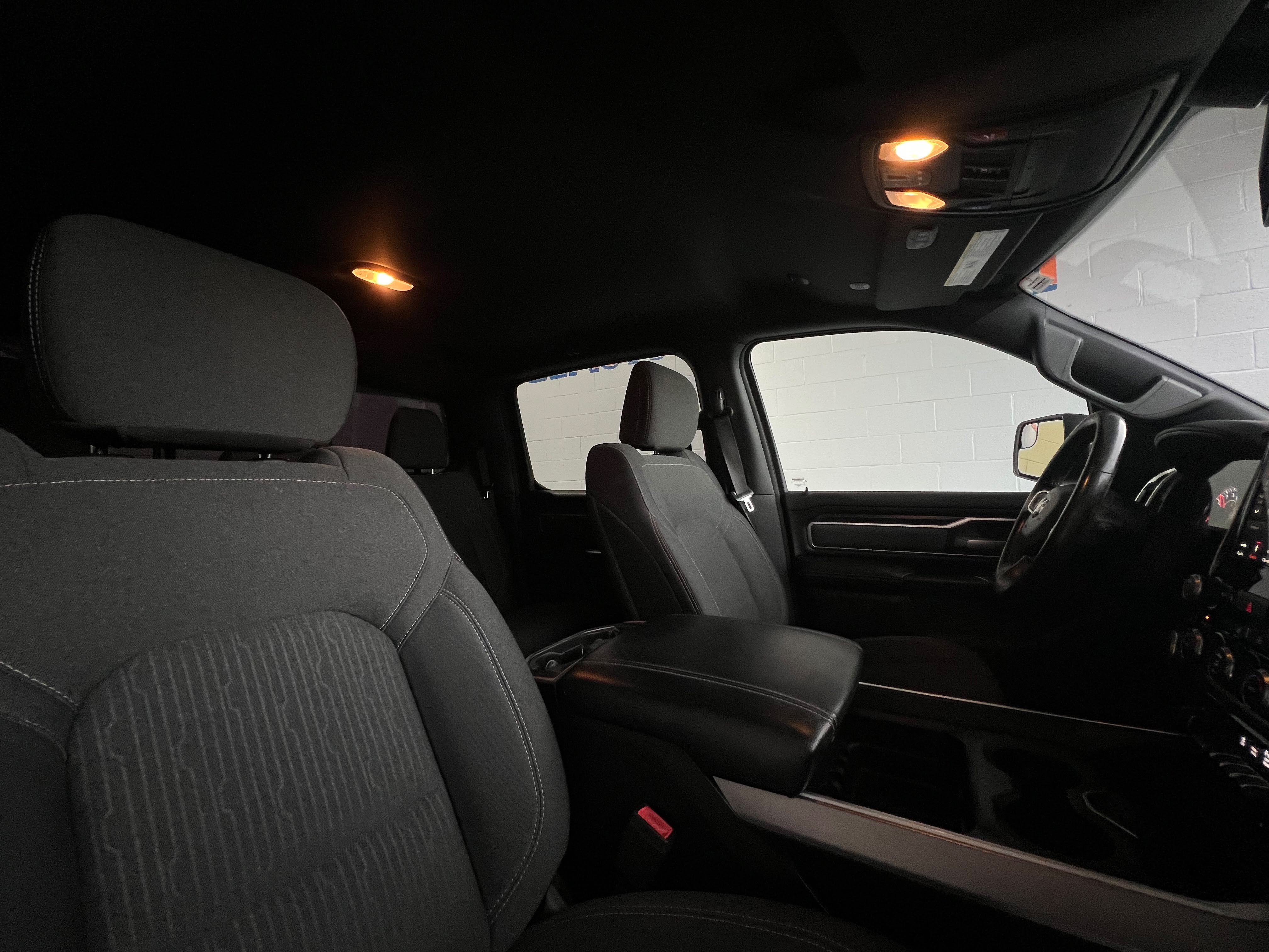 Used 2019 RAM 1500 Big Horn RWD image 16