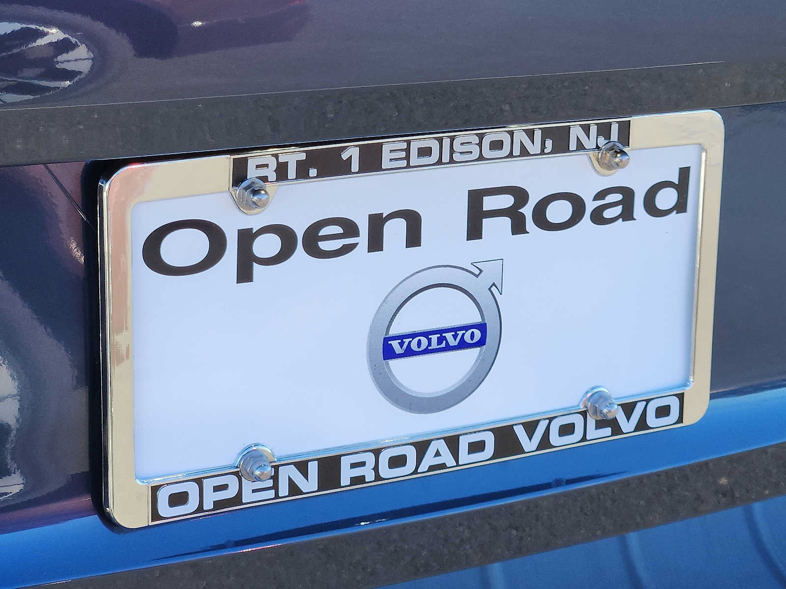 Used 2027 Volvo XC60 B5 Plus AWD/4WD image 32