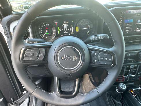 Used 2025 Jeep Wrangler Unlimited Sport S 4xe AWD/4WD image 29