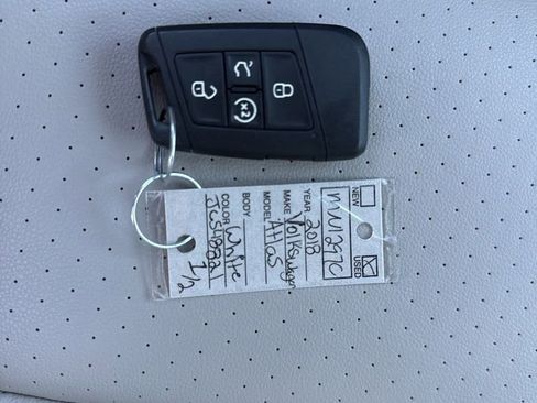 Used 2018 Volkswagen Atlas SE image 35