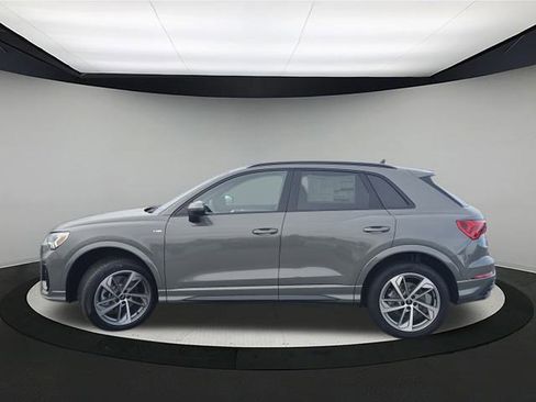 New 2025 Audi Q3 2.0T Premium image 4