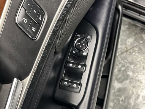 Used 2019 Lincoln MKZ Reserve image 10