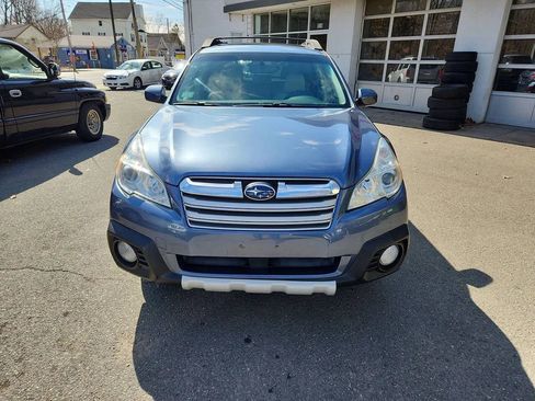Used 2013 Subaru Outback 2.5i Limited image 23