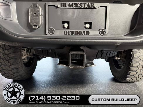 Used 2022 Jeep Gladiator Rubicon w/ LED Lighting Group AWD/4WD image 13