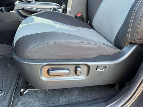 Used 2023 Toyota Tacoma TRD Sport image 19