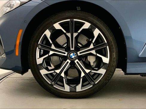 Certified 2025 BMW 330i Sedan RWD image 7