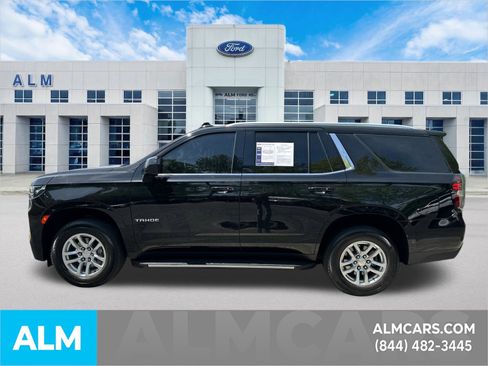 Used 2024 Chevrolet Tahoe LT RWD image 9