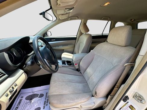 Used 2013 Subaru Outback 2.5i AWD/4WD image 22