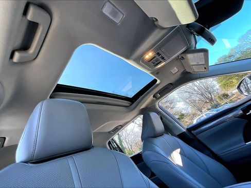 Used 2022 Toyota Highlander Limited image 13