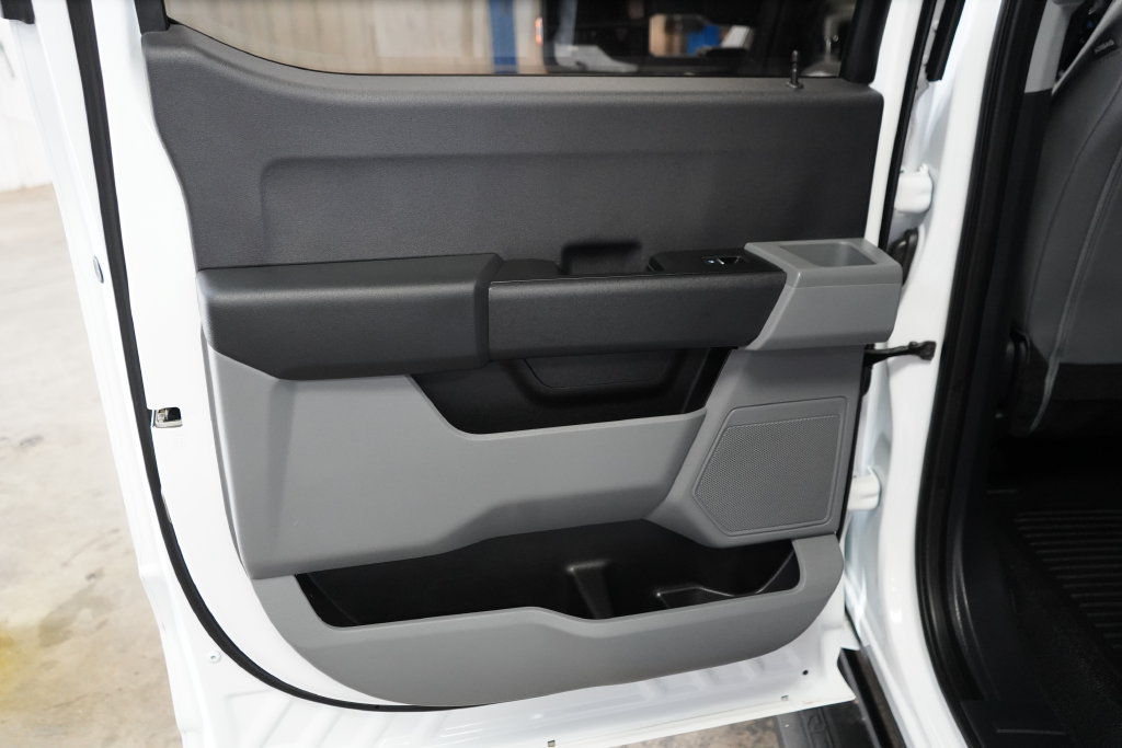 Used 2025 Ford F350 XL AWD/4WD image 32
