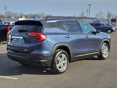 Used 2019 GMC Terrain SLE w/ Driver Convenience Package image 6