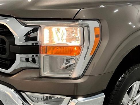 Used 2022 Ford F150 XLT image 32