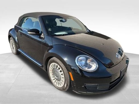 Used 2016 Volkswagen Beetle 1.8T Denim image 2