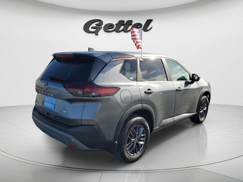 Used 2023 Nissan Rogue S image 4