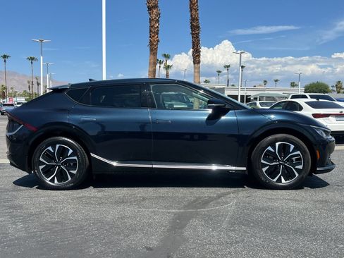 Certified 2024 Kia EV6 Wind RWD image 2