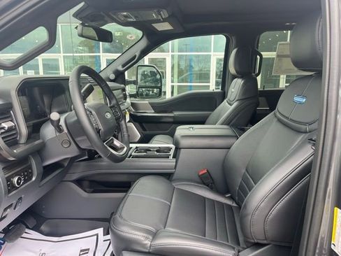 New 2026 Ford F250 Platinum image 4