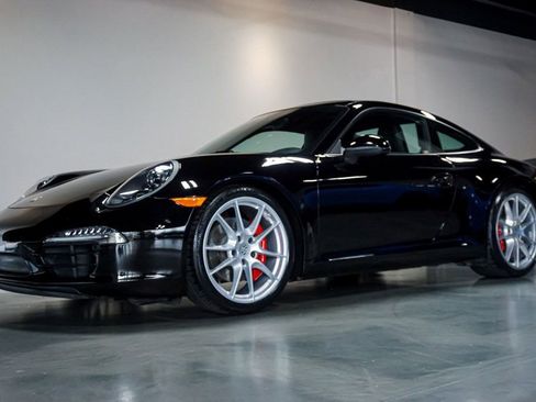 Used 2012 Porsche 911 Carrera S image 3