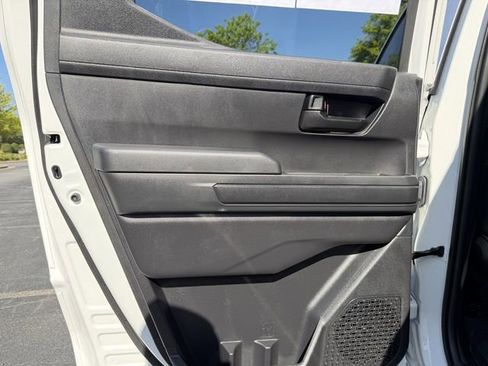 Used 2024 Toyota Tacoma SR image 33