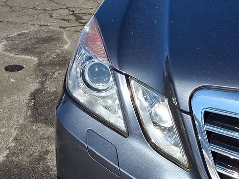 Used 2013 Mercedes-Benz E 350 4MATIC Sedan image 10