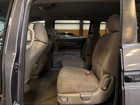 Used 2014 Honda Odyssey LX image 23