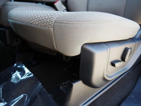 Used 2020 Ford F150 XLT w/ Equipment Group 302A Luxury AWD/4WD image 13