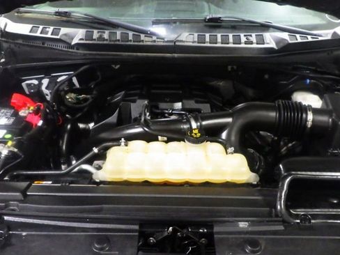 Used 2020 Ford F150 Lariat w/ Equipment Group 502A Luxury AWD/4WD image 10