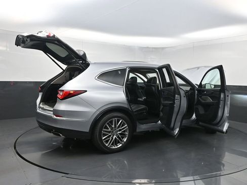 Used 2023 Acura MDX SH-AWD w/ Advance Package image 46