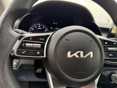 Used 2023 Kia Forte LXS w/ LXS Technology Package FWD image 22