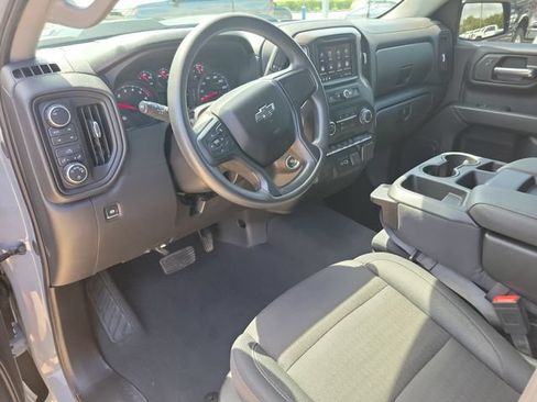 Used 2025 Chevrolet Silverado 1500 Custom Trail Boss AWD/4WD image 18