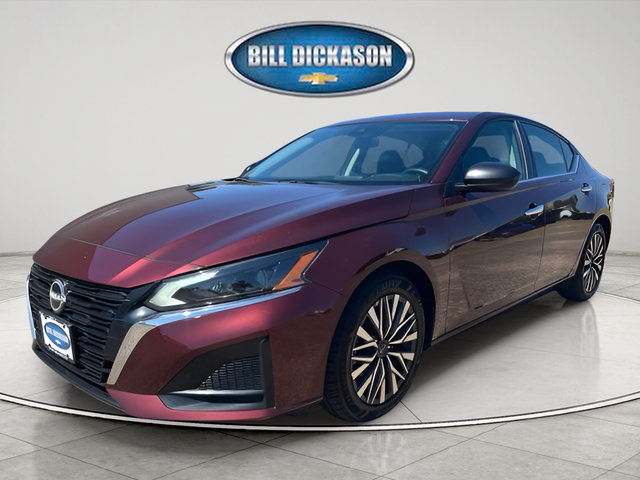Used 2025 Nissan Altima 2.5 SV FWD image 3