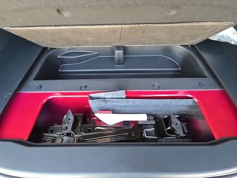 New 2025 Ford Bronco Badlands image 38