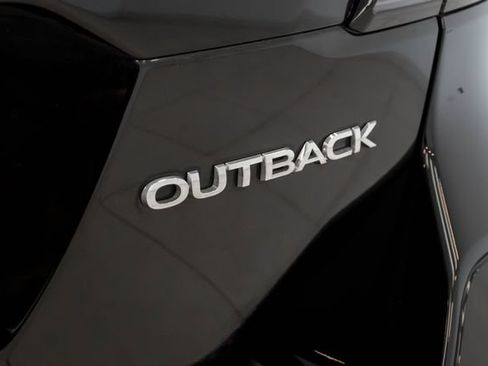Used 2024 Subaru Outback Premium AWD/4WD image 10