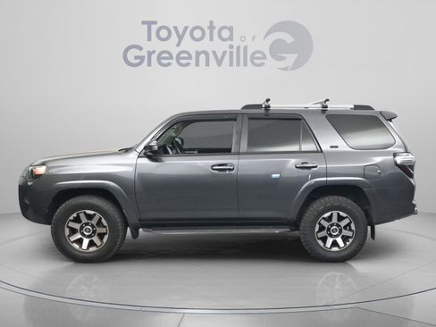 Used 2021 Toyota 4Runner SR5 AWD/4WD image 6