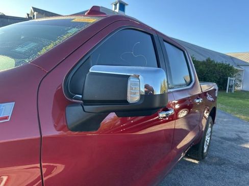 Used 2023 Chevrolet Silverado 1500 LTZ w/ Z71 Off-Road Package image 12