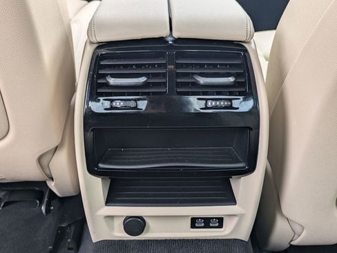 Used 2023 BMW 530i xDrive w/ Premium Package image 23