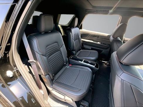 New 2026 Nissan Pathfinder Rock Creek AWD/4WD image 9